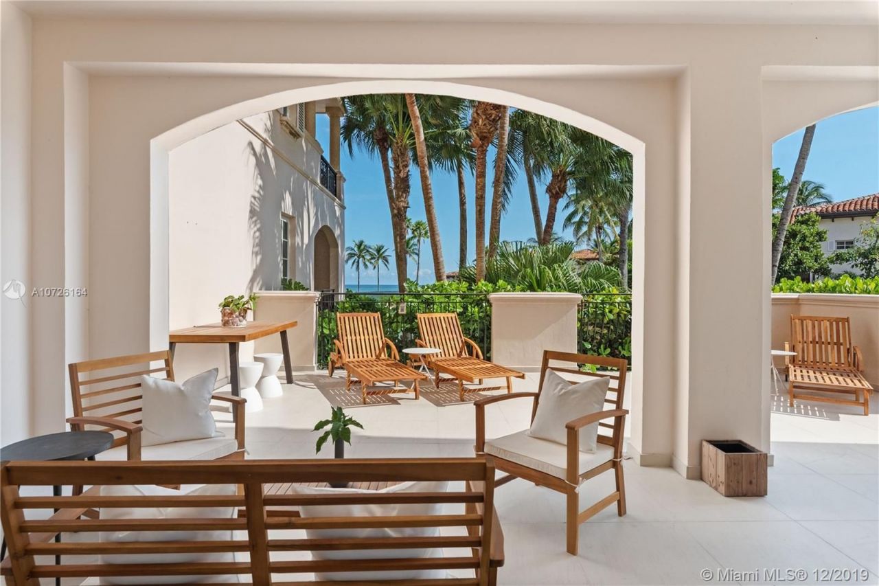 Flat in Miami, USA, 185 m² - picture 2