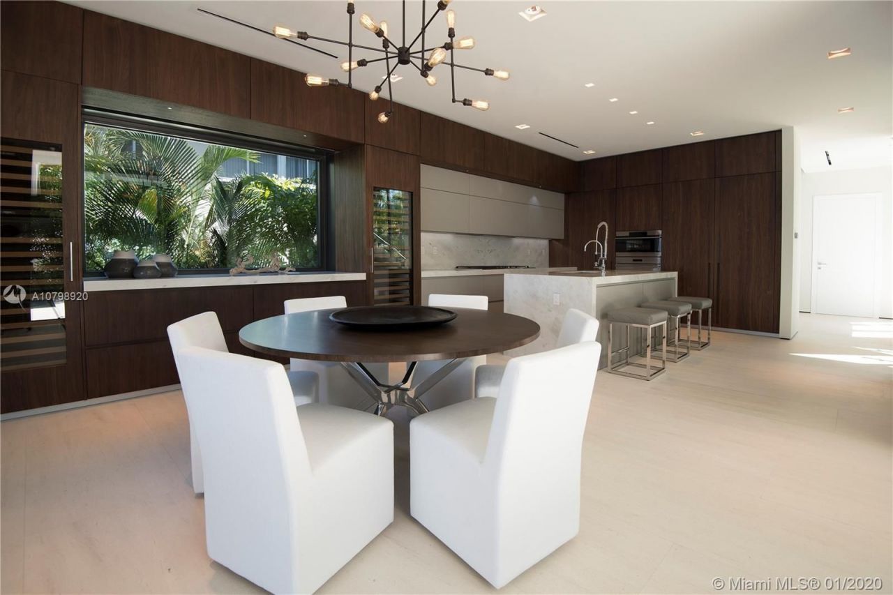 Villa à Miami, États-Unis, 380 m² - image 16