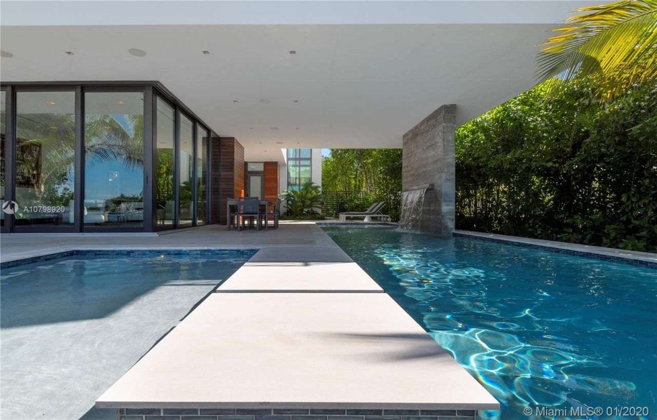 Villa à Miami, États-Unis, 380 m² - image 14