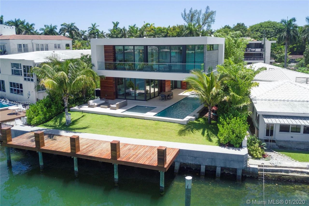 Villa à Miami, États-Unis, 380 m² - image 4