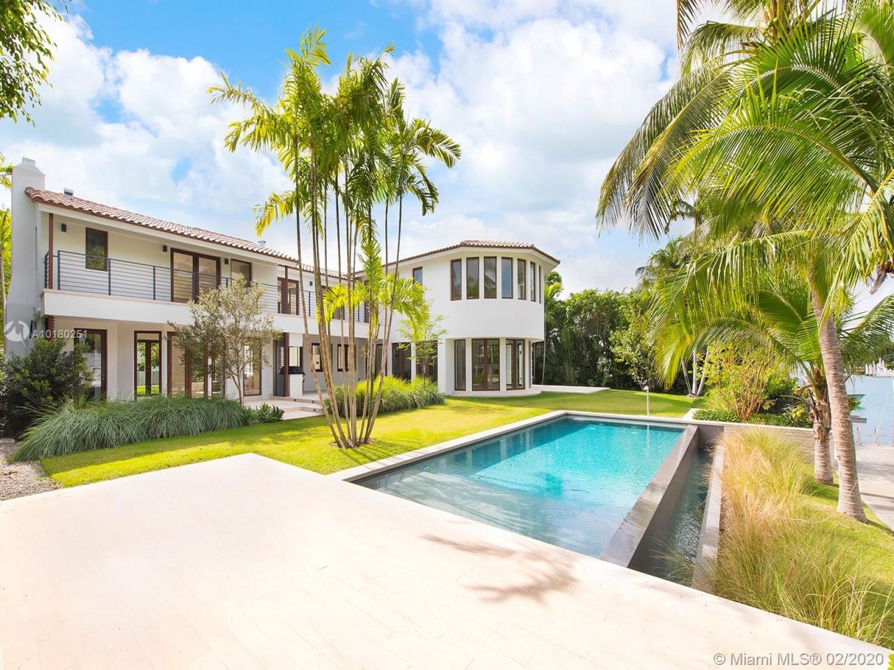 Villa à Miami, États-Unis, 750 m² - image 3