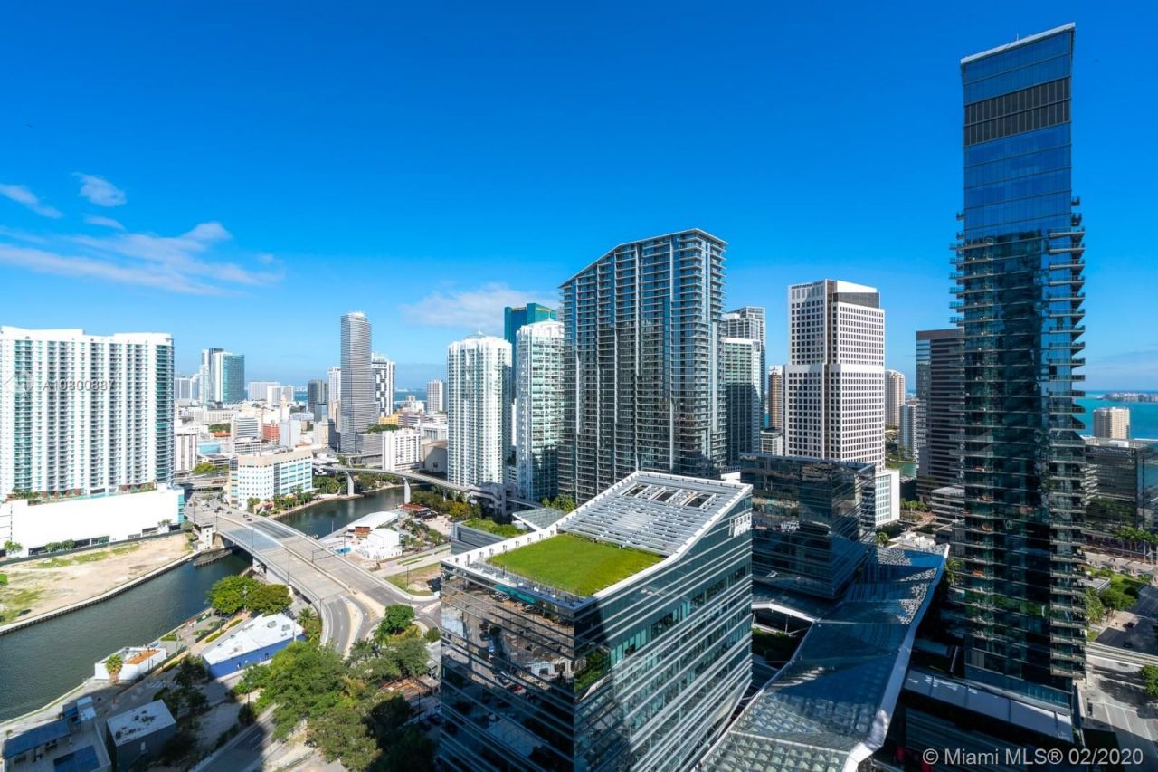 Piso en Miami, Estados Unidos, 120 m² - imagen 12