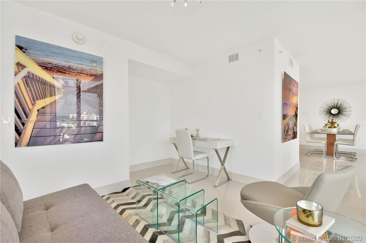 Appartamento a Miami, USA, 130 m² - foto 14