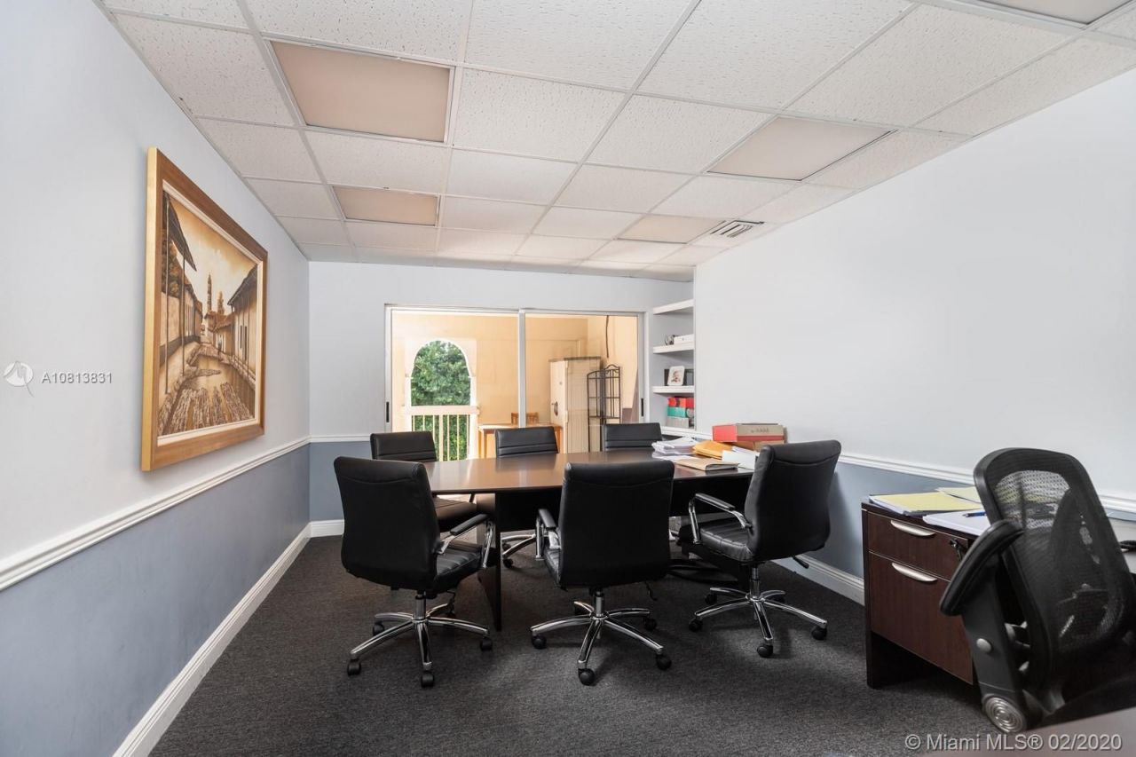 Ufficio a Miami, USA, 1 400 m² - foto 11