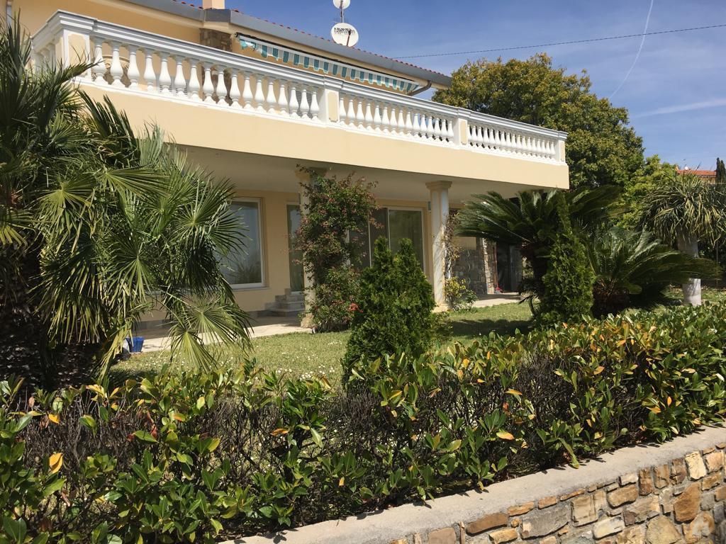 Villa in San Remo, Italy, 300 m² - picture 12