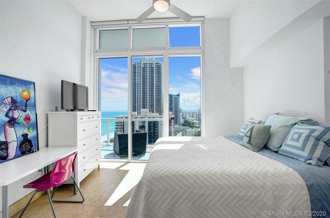 Flat in Miami, USA, 80 m² - picture 8