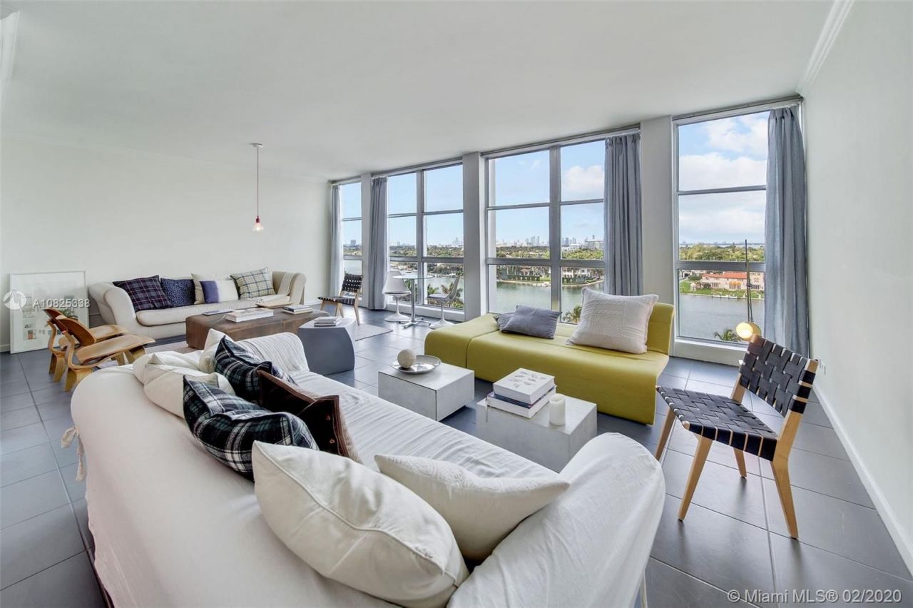 Appartement à Miami, États-Unis, 120 m² - image 1