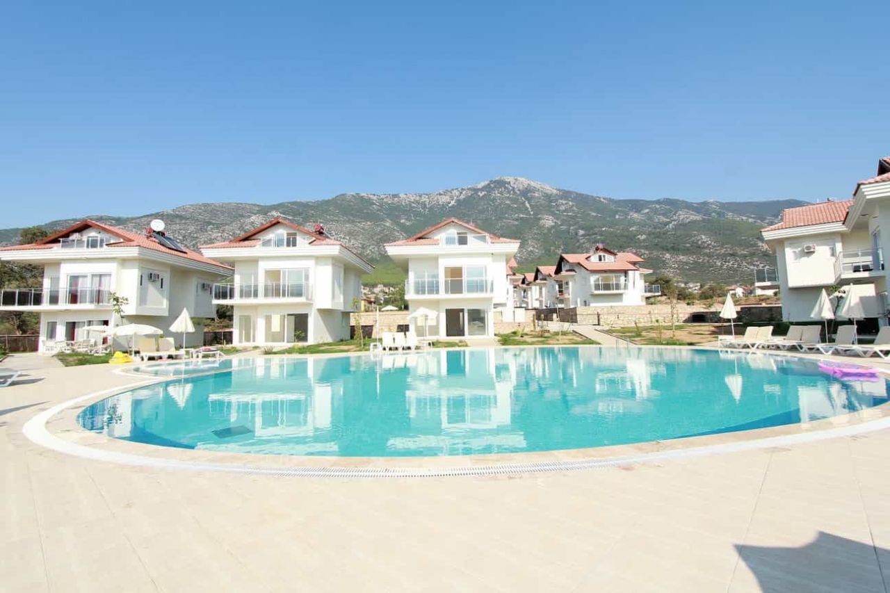 Villa à Fethiye, Turquie, 135 m² - image 1