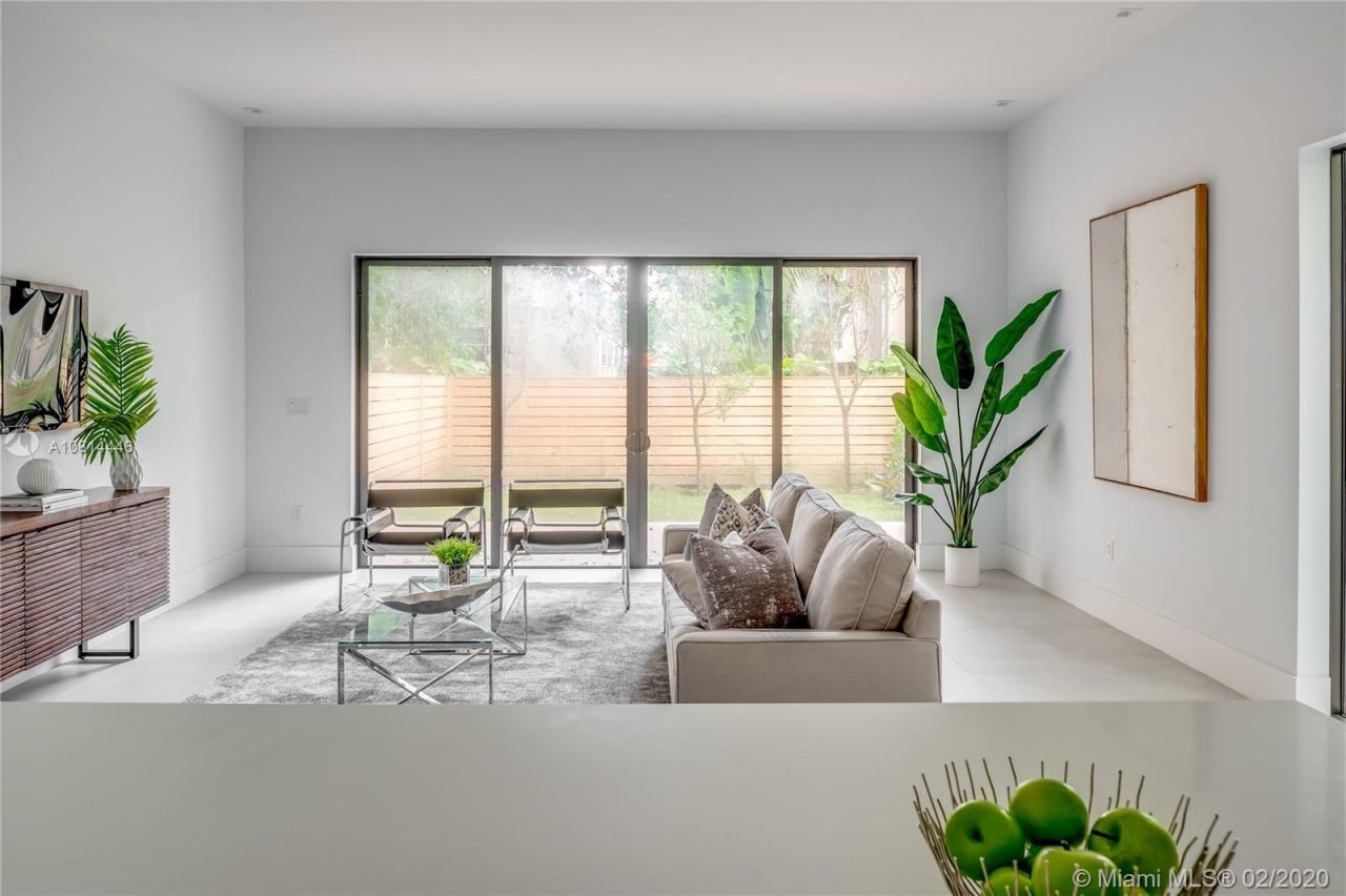 Casa adosada en Miami, Estados Unidos, 250 m² - imagen 10