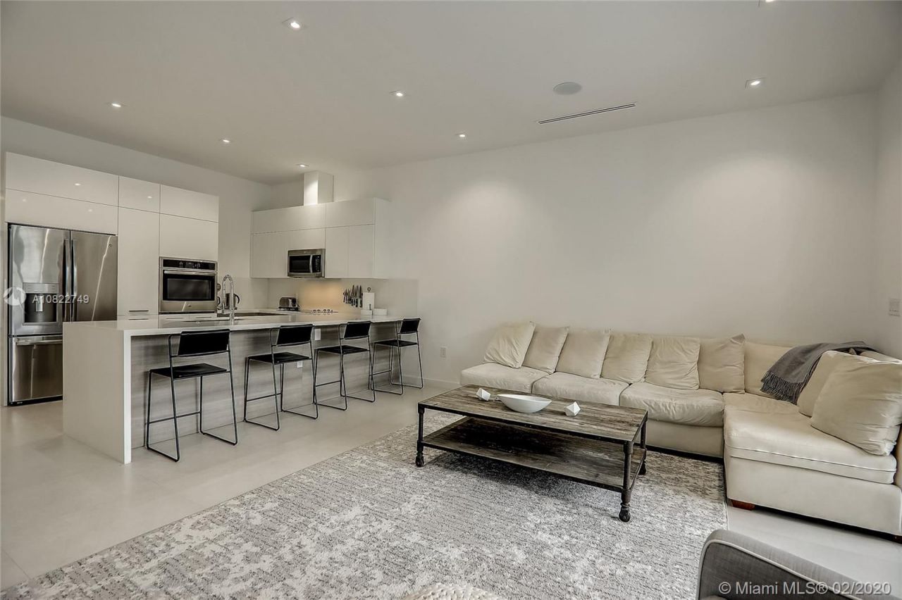 Townhouse in Miami, USA, 220 m² - picture 15