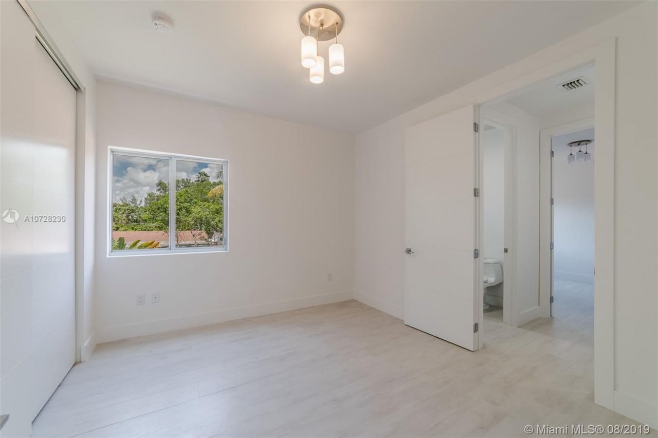 Maison urbaine à Miami, États-Unis, 250 m² - image 8