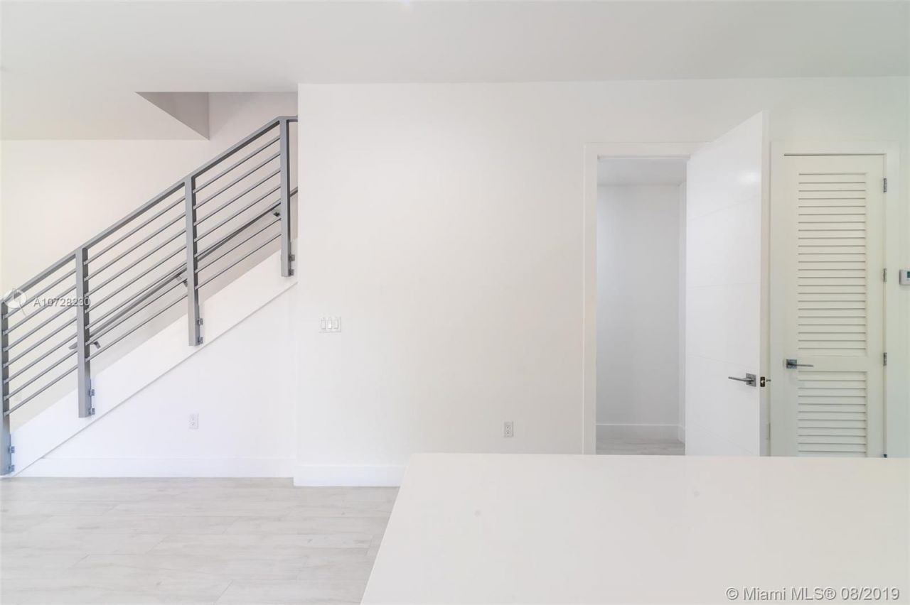 Maison urbaine à Miami, États-Unis, 250 m² - image 14