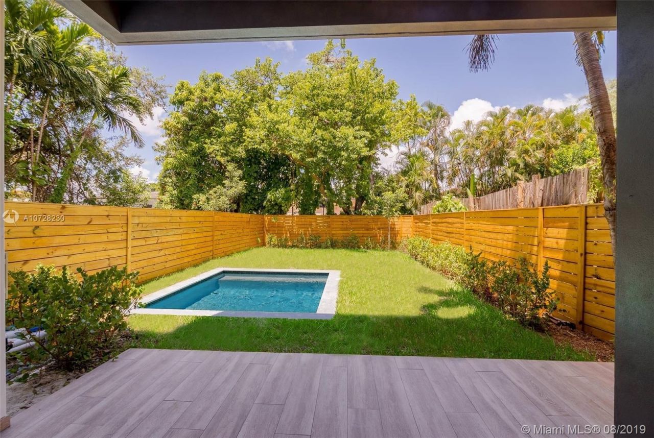 Maison urbaine à Miami, États-Unis, 250 m² - image 2