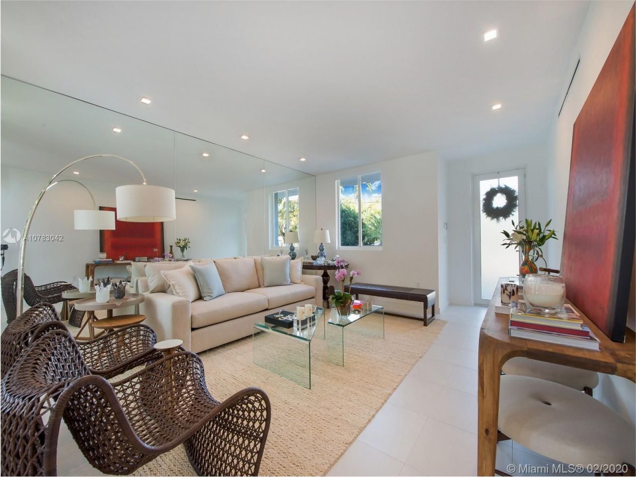 Casa adosada en Miami, Estados Unidos, 200 m² - imagen 6