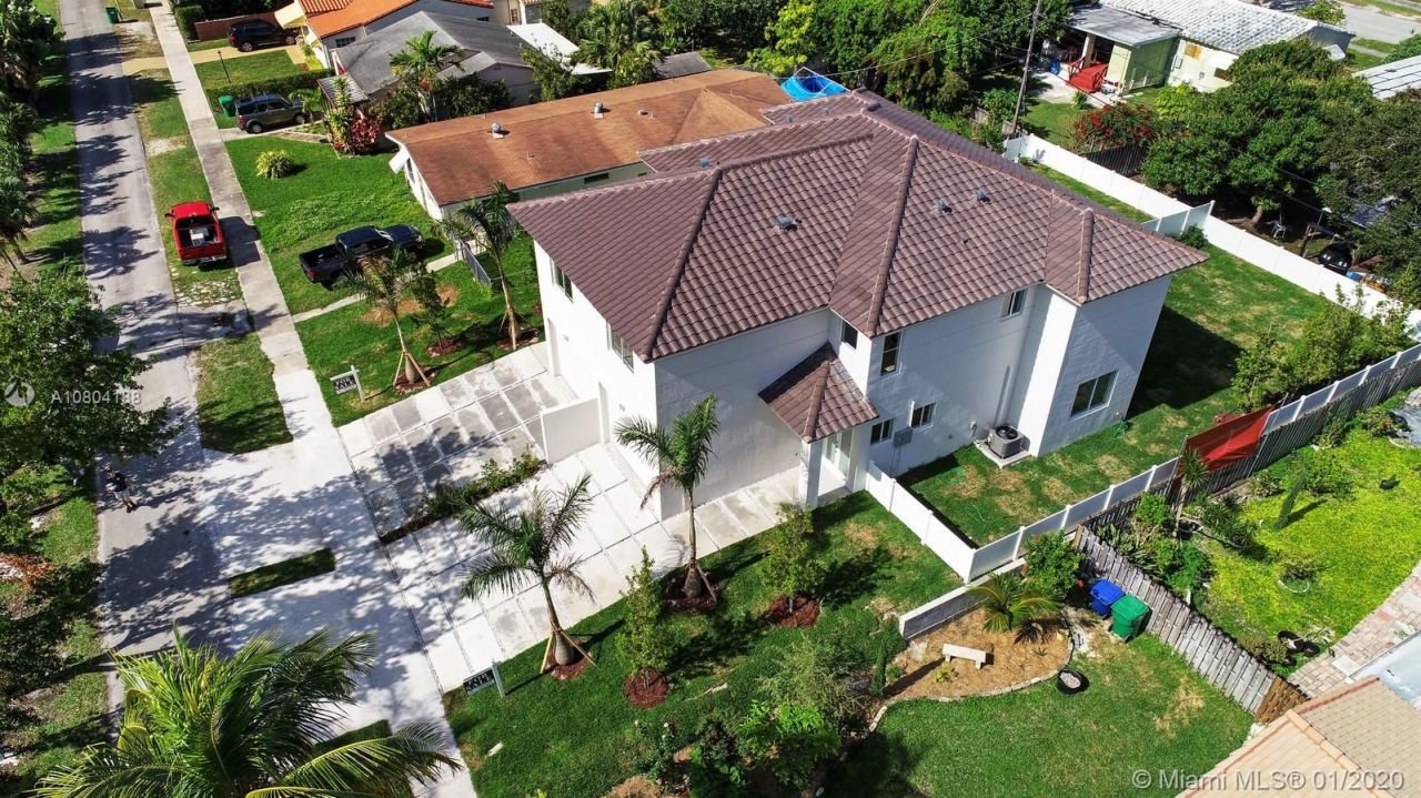 Townhouse in Miami, USA, 175 m² - picture 2