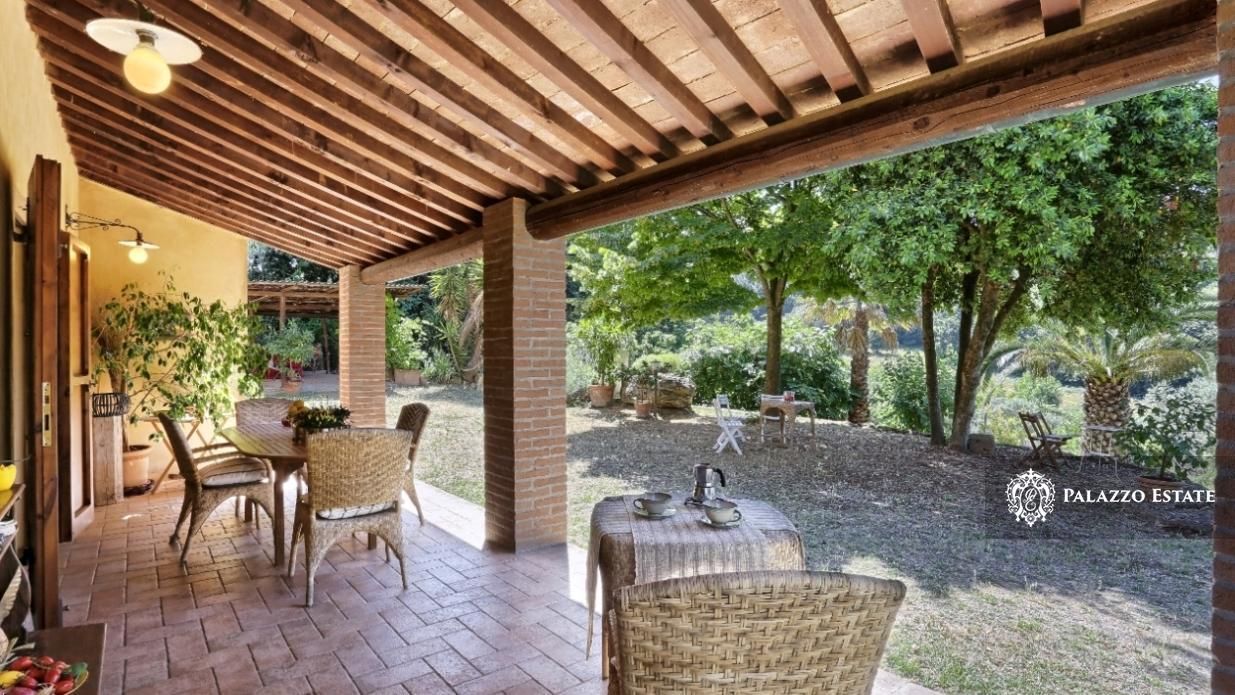 Finca en Guardistallo, Italia, 330 m² - imagen 1