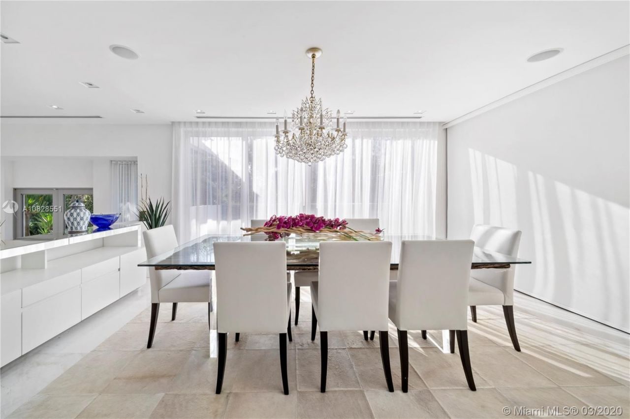 Villa in Miami, USA, 550 m² - picture 6