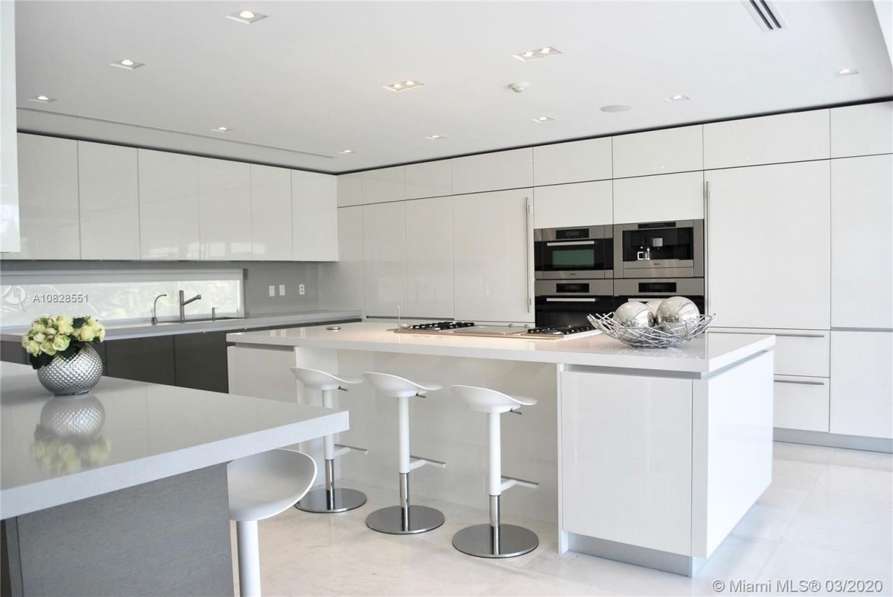 Villa in Miami, USA, 550 m² - picture 15