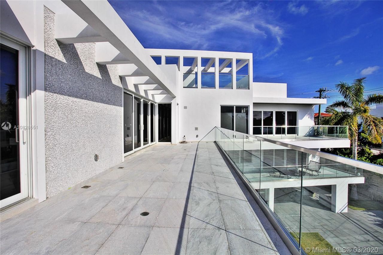 Villa in Miami, USA, 550 m² - picture 10