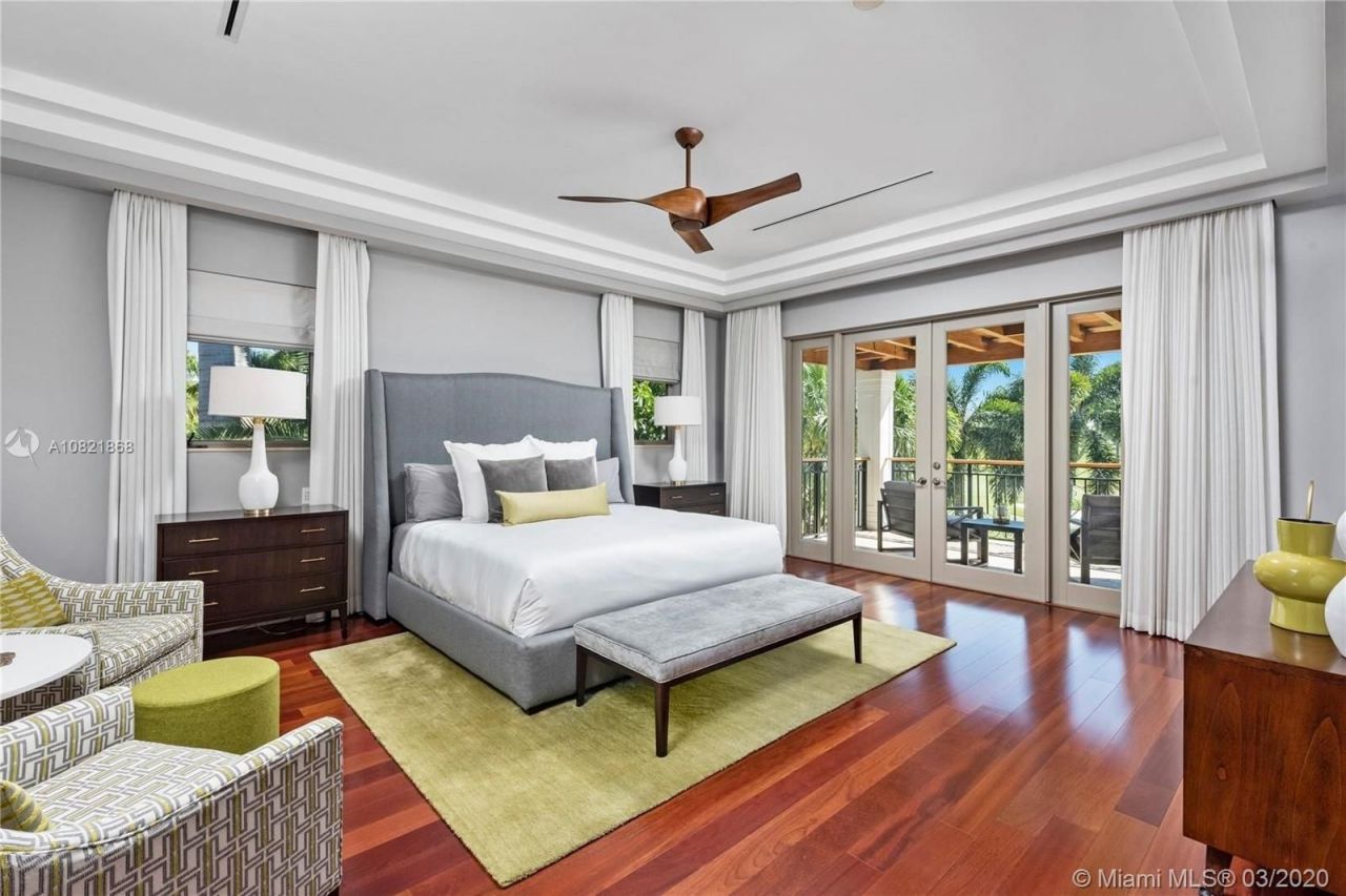 Villa à Miami, États-Unis, 450 m² - image 9