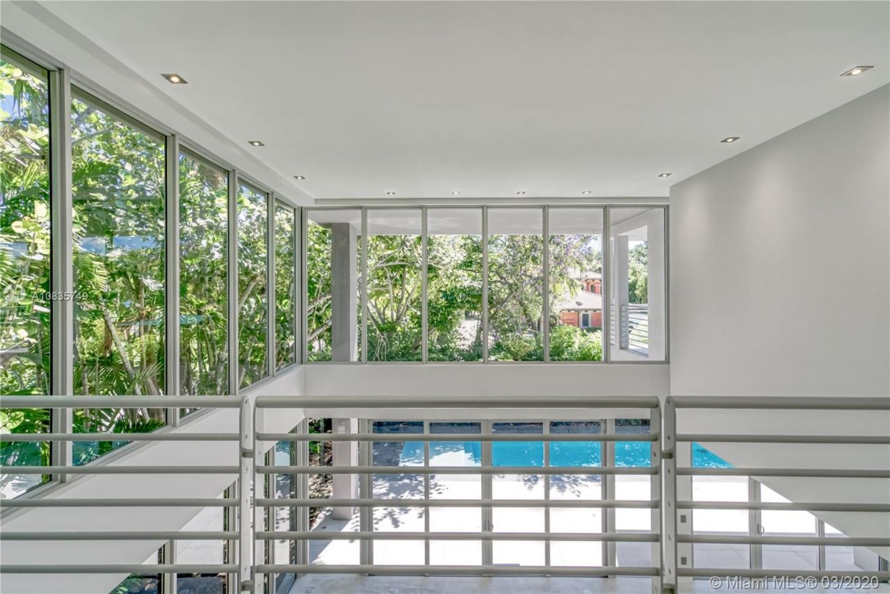 Villa en Miami, Estados Unidos, 400 m² - imagen 10