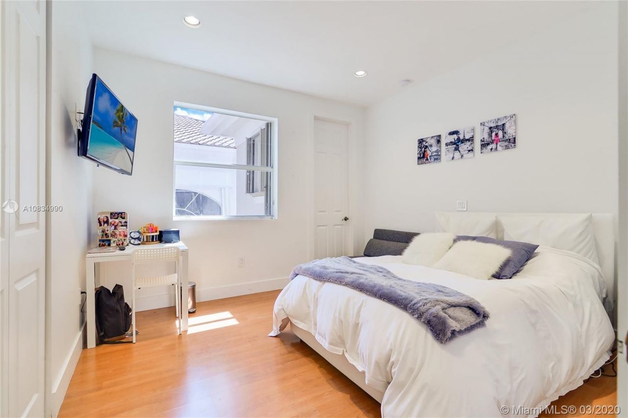 Villa en Miami, Estados Unidos, 400 m² - imagen 6