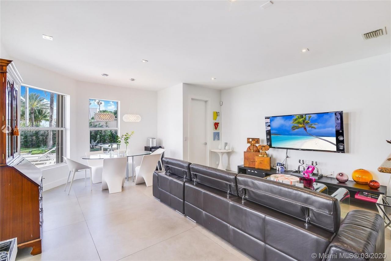 Villa en Miami, Estados Unidos, 400 m² - imagen 9