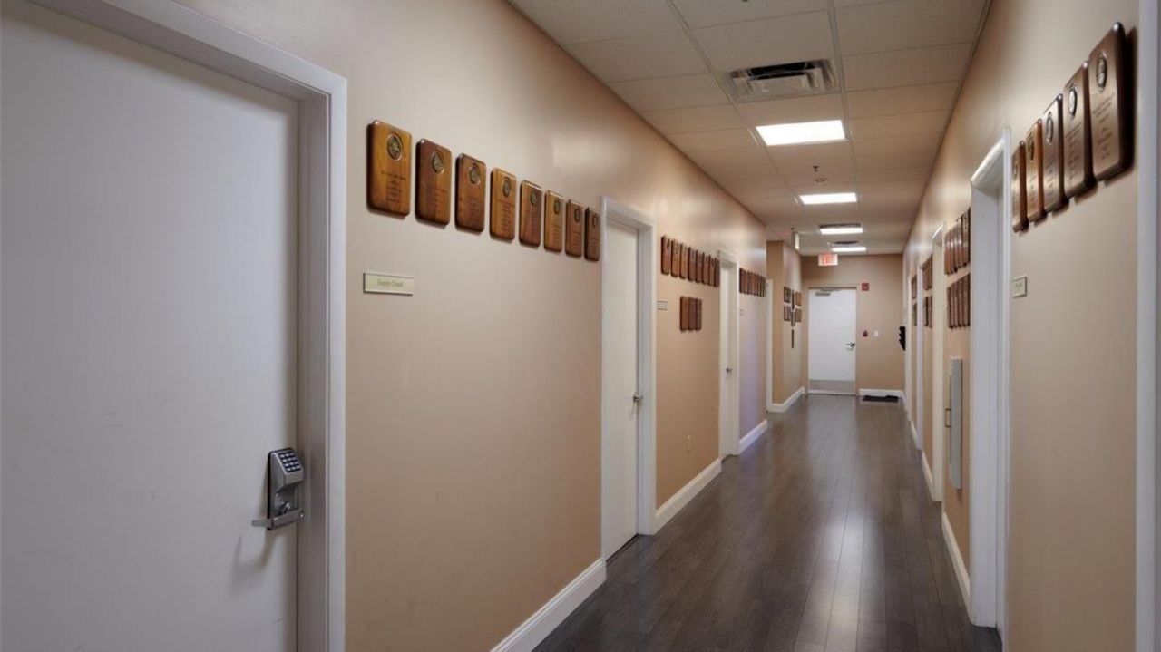 Office in Miami, USA, 3 500 m² - picture 4