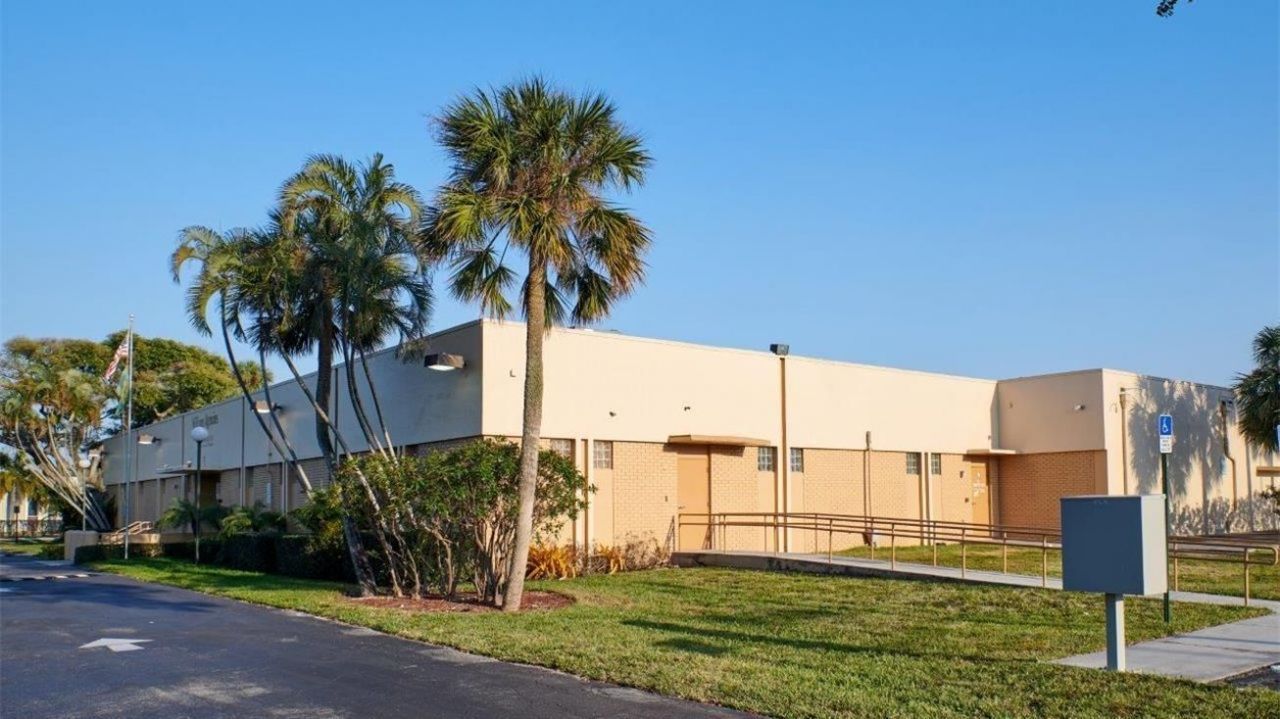 Office in Miami, USA, 3 500 m² - picture 2