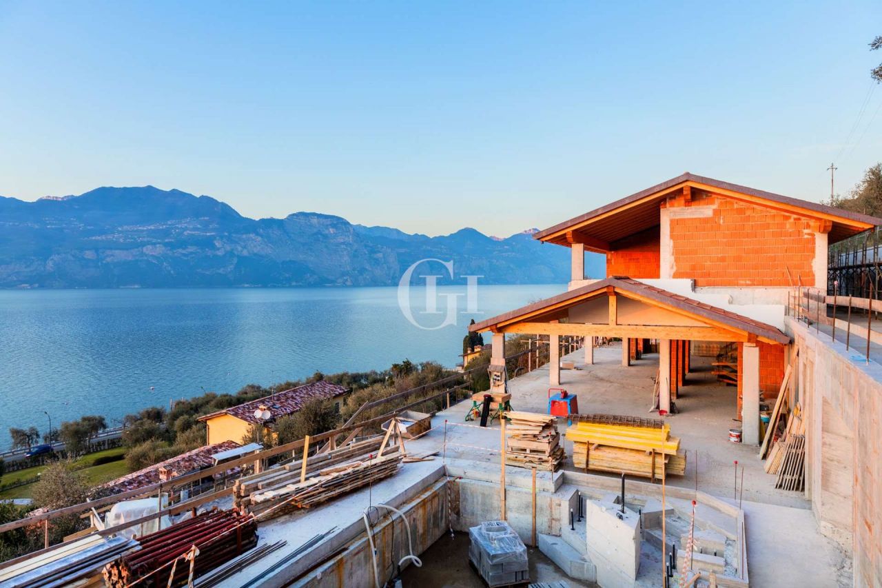 Villa in Gardasee, Italien, 700 m² - Foto 1