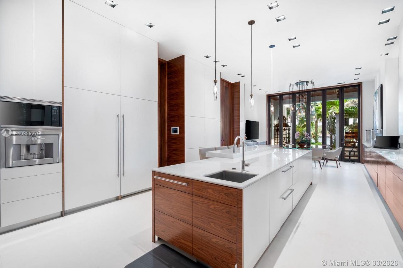 Landgut in Miami, USA, 1 600 m² - Foto 9