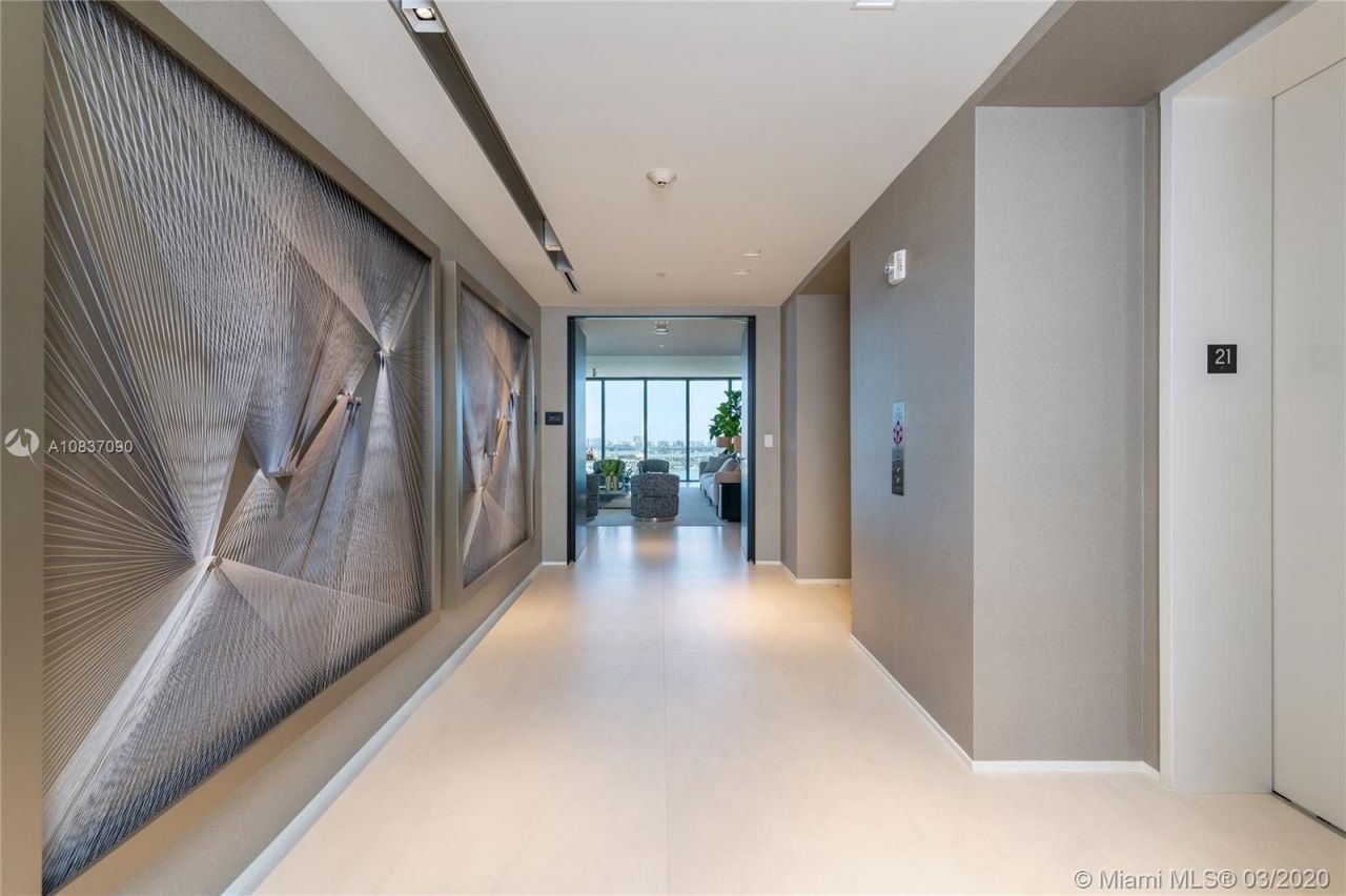 Apartment in Miami, USA, 450 m² - picture 14