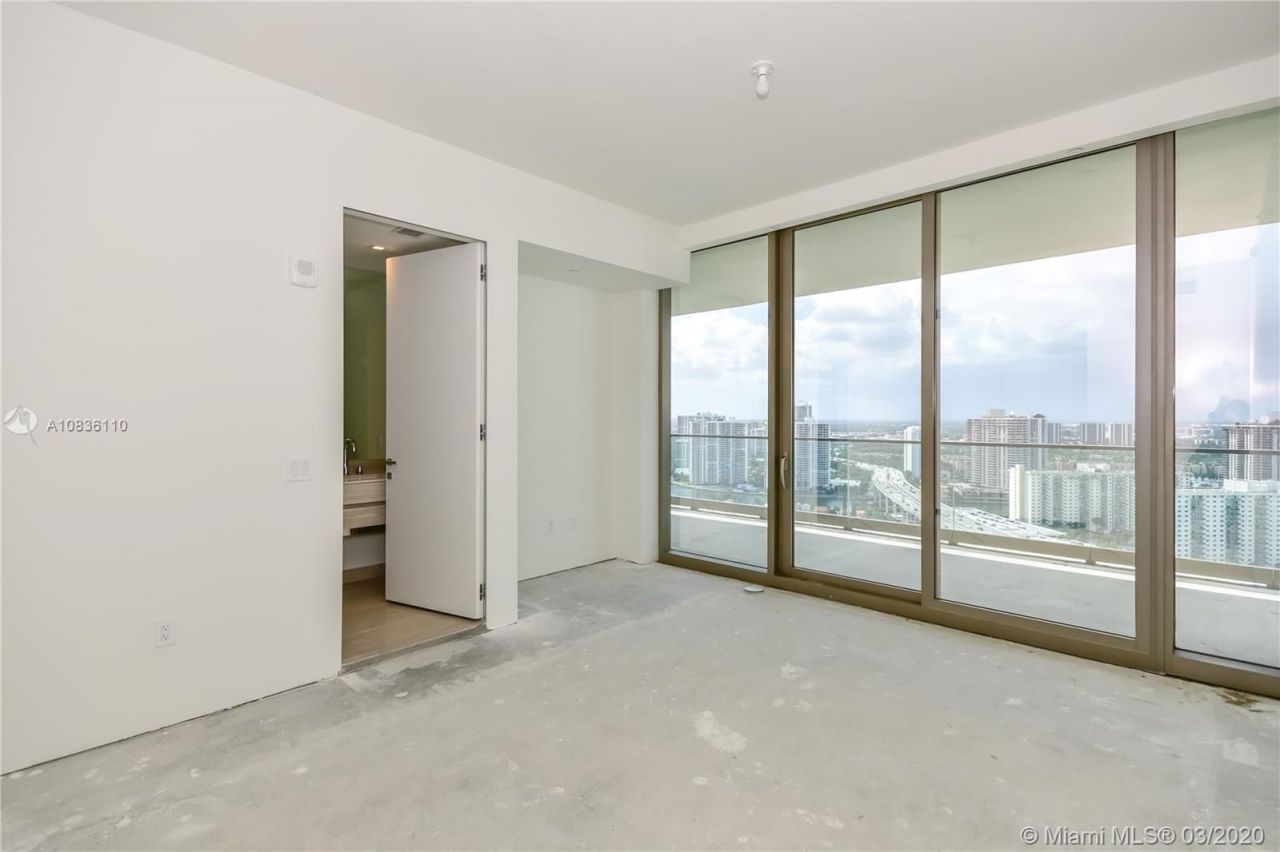 Apartamento en Miami, Estados Unidos, 270 m² - imagen 9