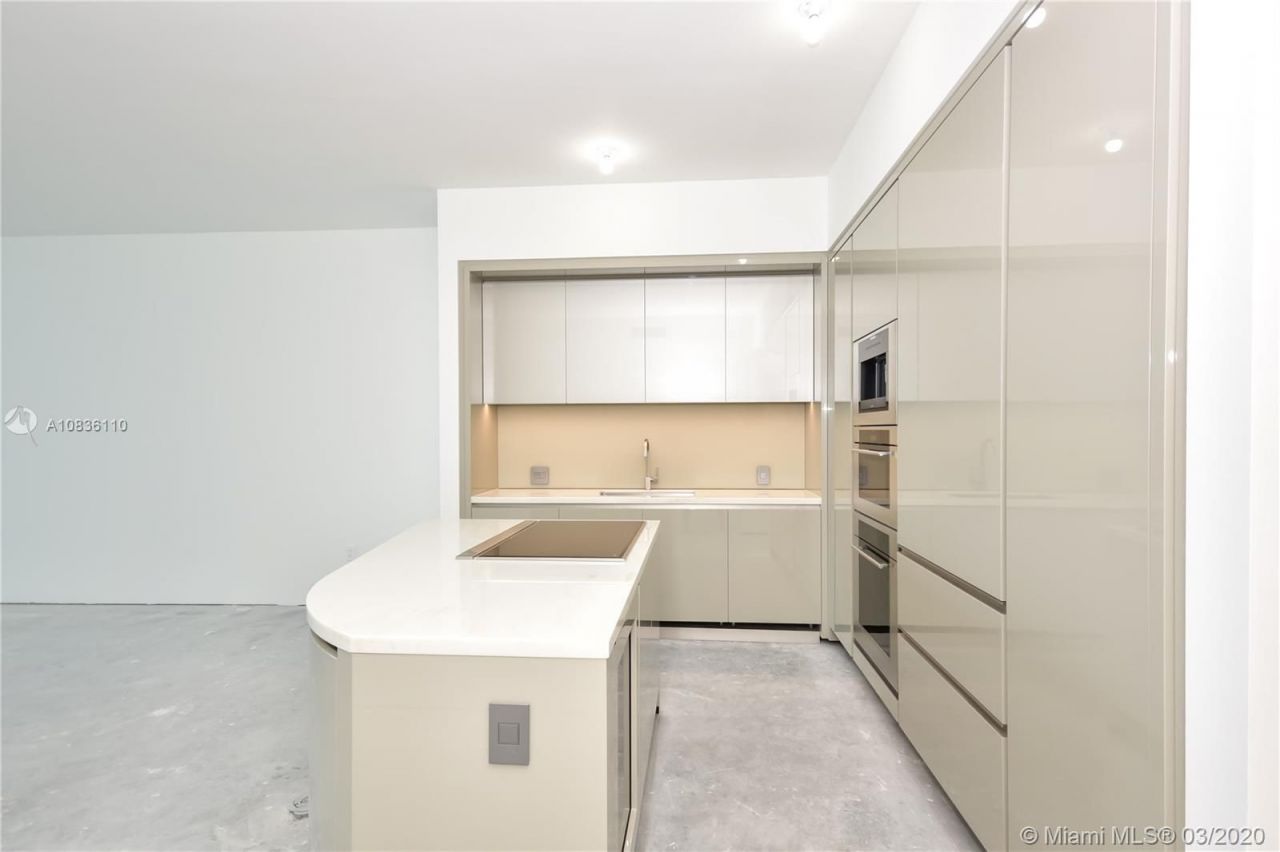 Apartamento en Miami, Estados Unidos, 270 m² - imagen 10