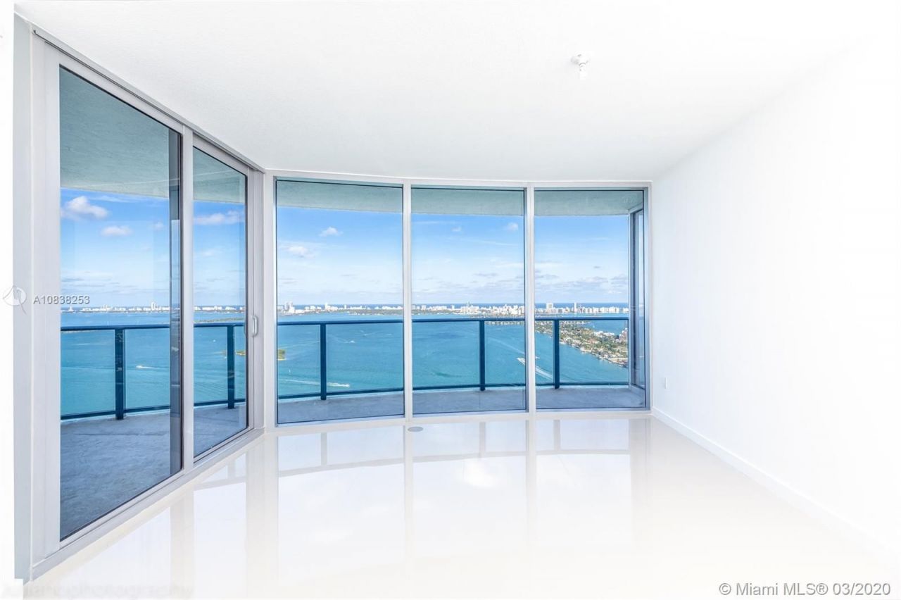 Apartment in Miami, USA, 180 m² - picture 1