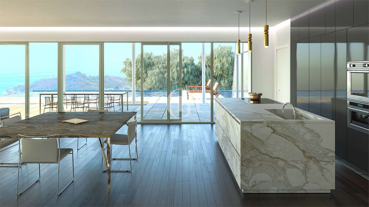 Villa on Lake Garda, Italy, 650 m² - picture 5