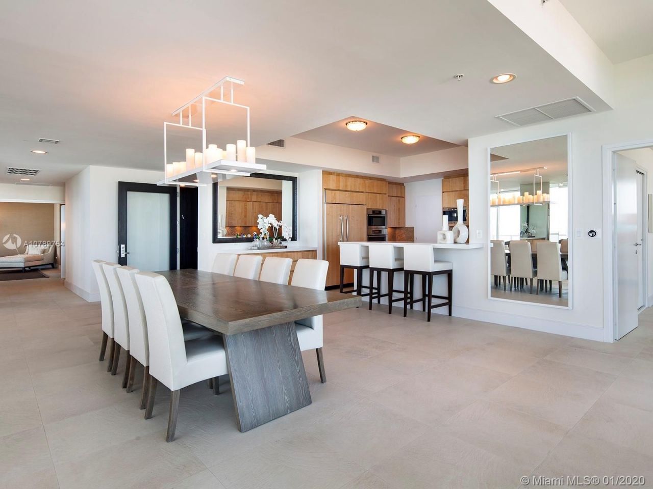 Piso en Miami, Estados Unidos, 320 m² - imagen 11