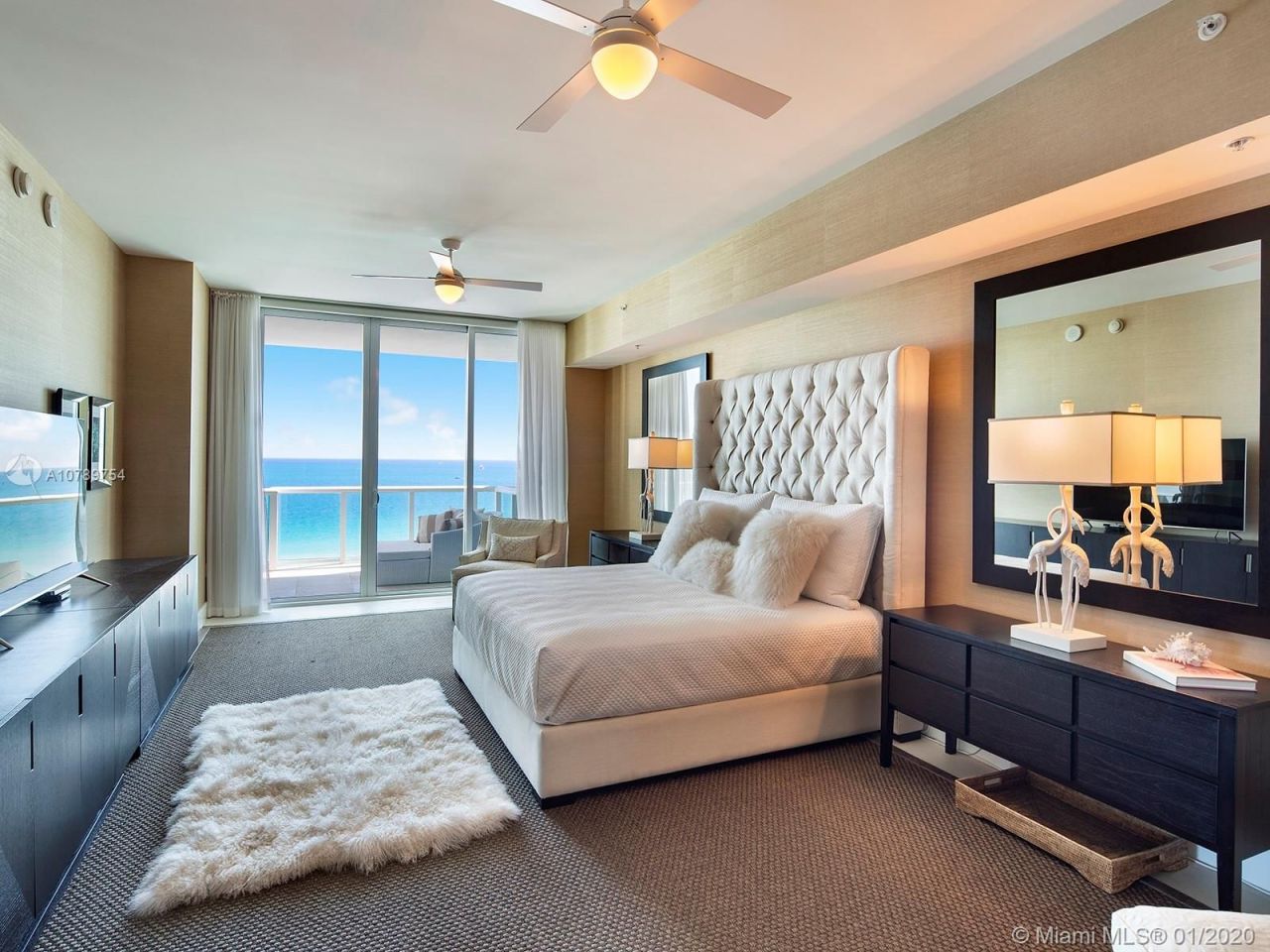 Piso en Miami, Estados Unidos, 320 m² - imagen 8