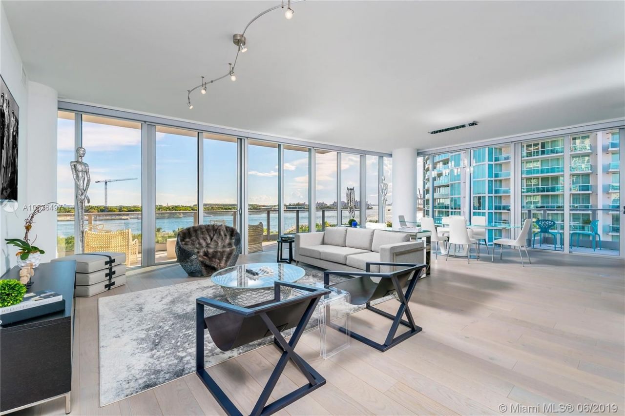 Penthouse in Miami, USA, 270 m² - picture 4