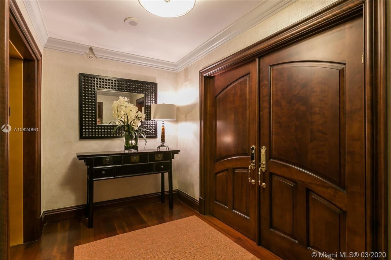 Flat in Miami, USA, 280 m² - picture 16