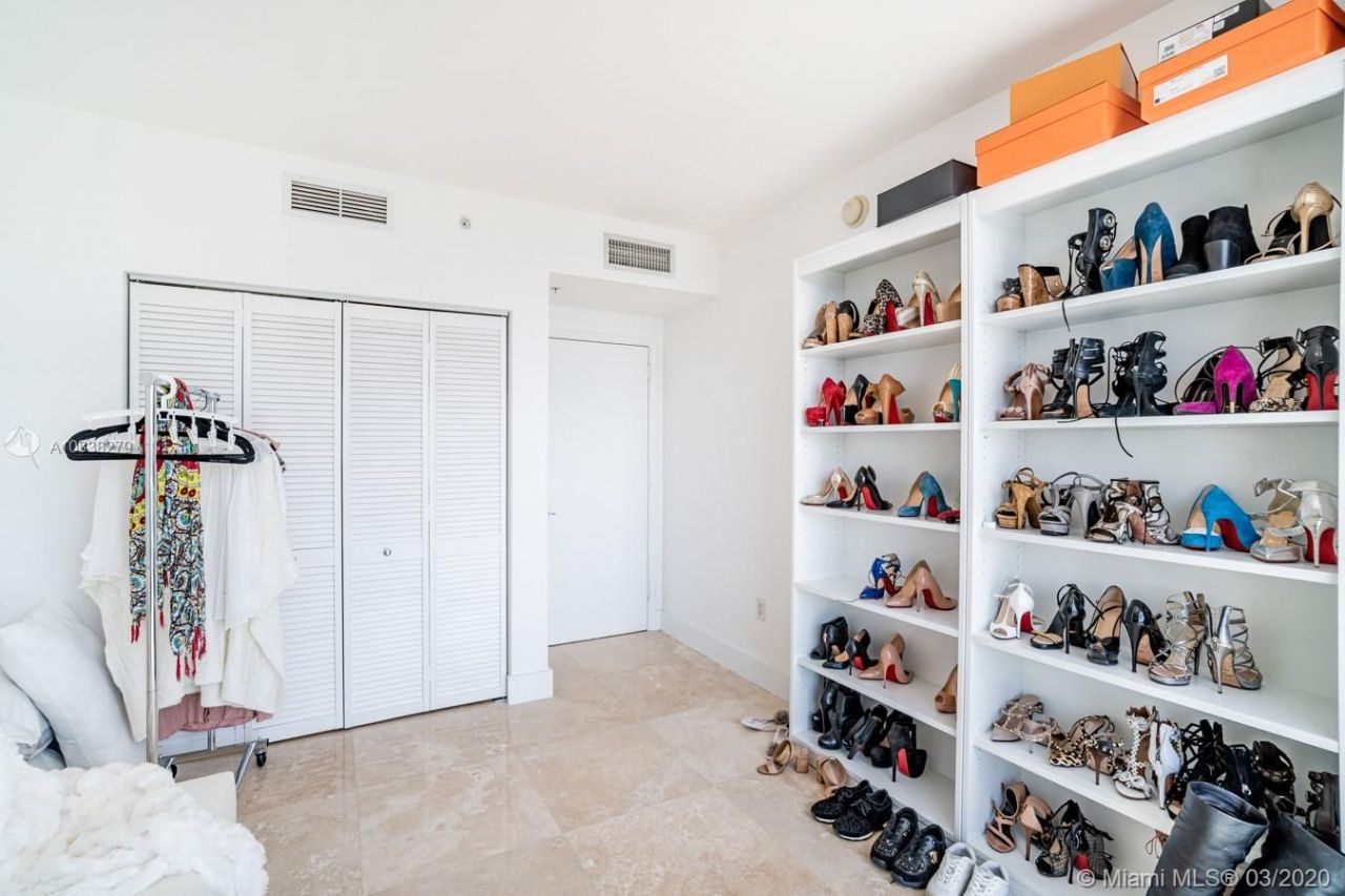 Apartment in Miami, USA, 170 m² - picture 9