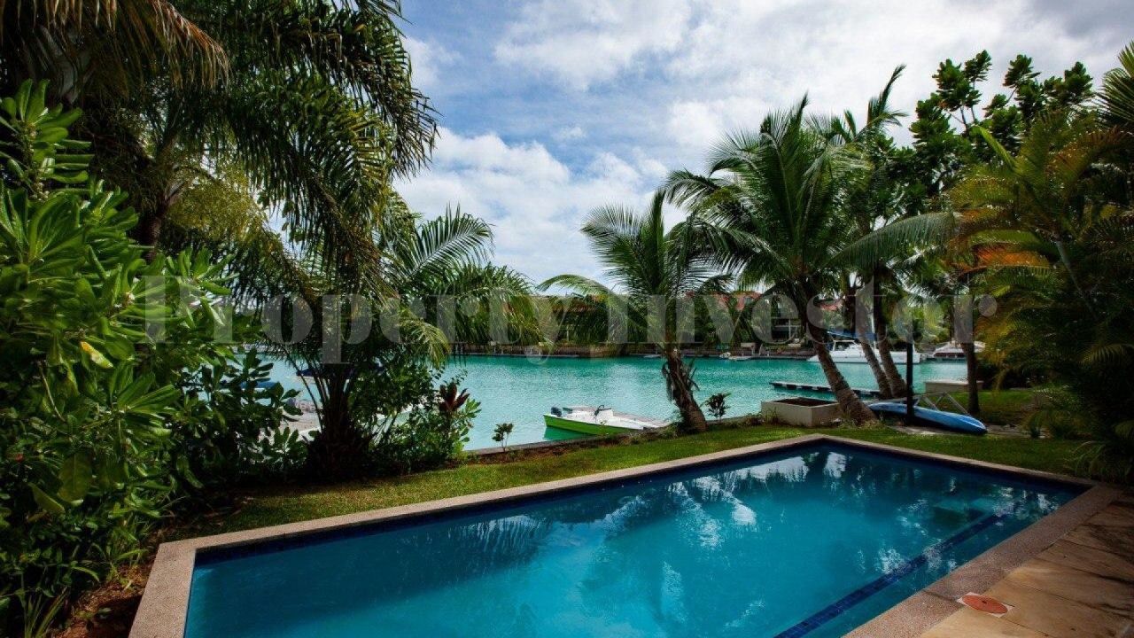 Townhouse on Eden, Seychelles, 238 m² - picture 1