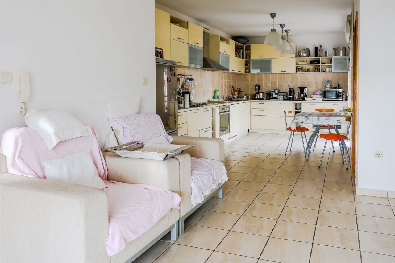 Piso en Becici, Montenegro, 220 m² - imagen 9