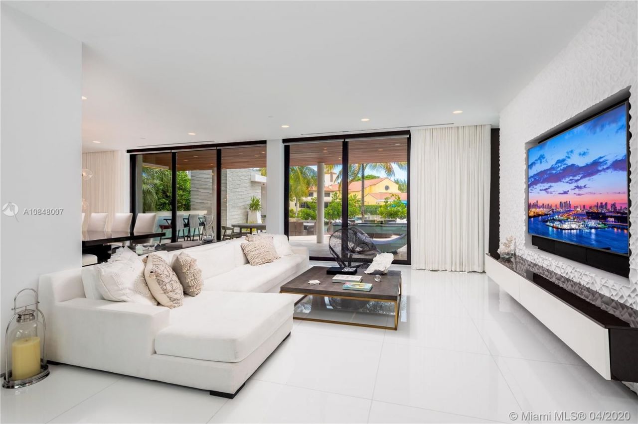 Villa in Miami, USA, 500 m² - picture 11