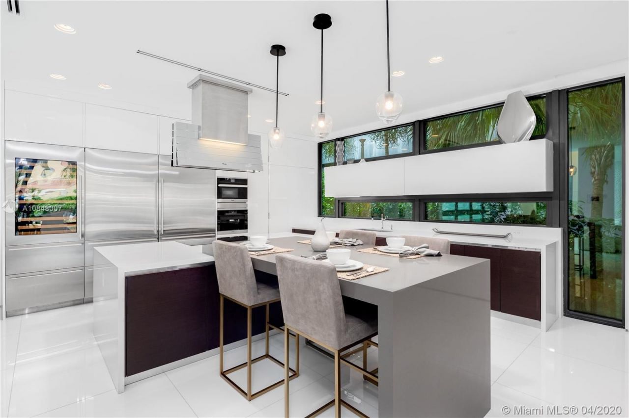 Villa in Miami, USA, 500 m² - picture 13