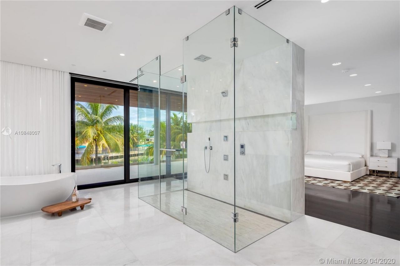 Villa in Miami, USA, 500 m² - picture 17
