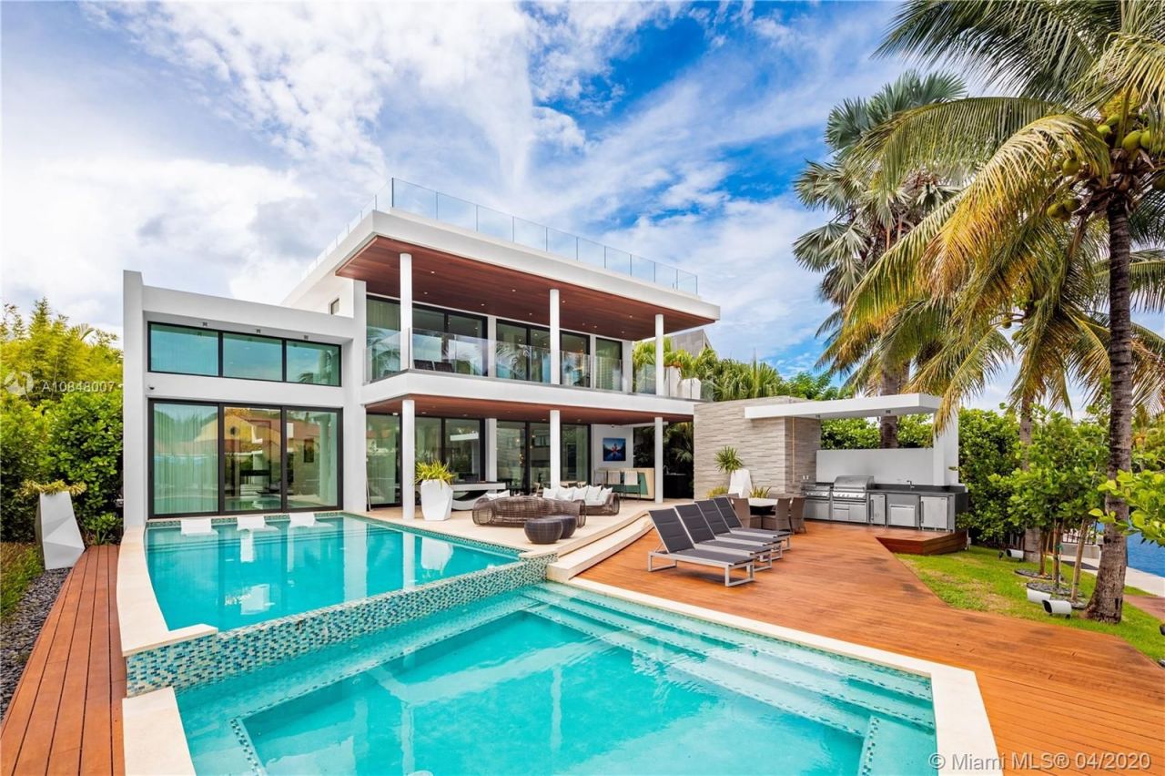 Villa in Miami, USA, 500 m² - picture 12