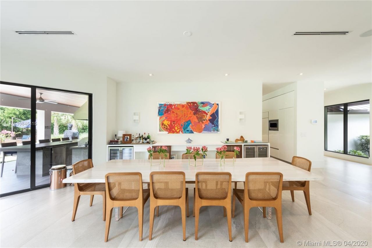 Mansion in Miami, USA, 550 m² - picture 16