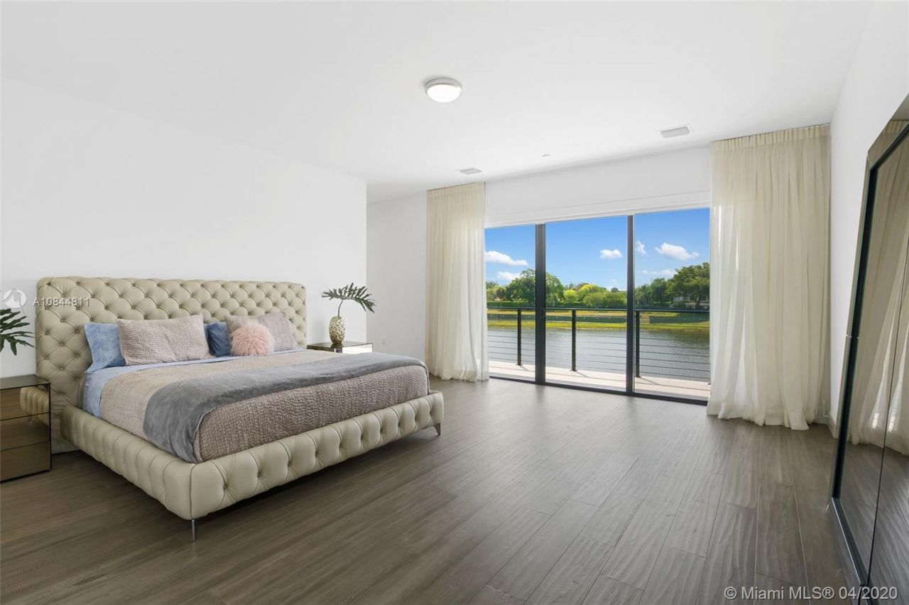 Villa en Miami, Estados Unidos, 400 m² - imagen 8