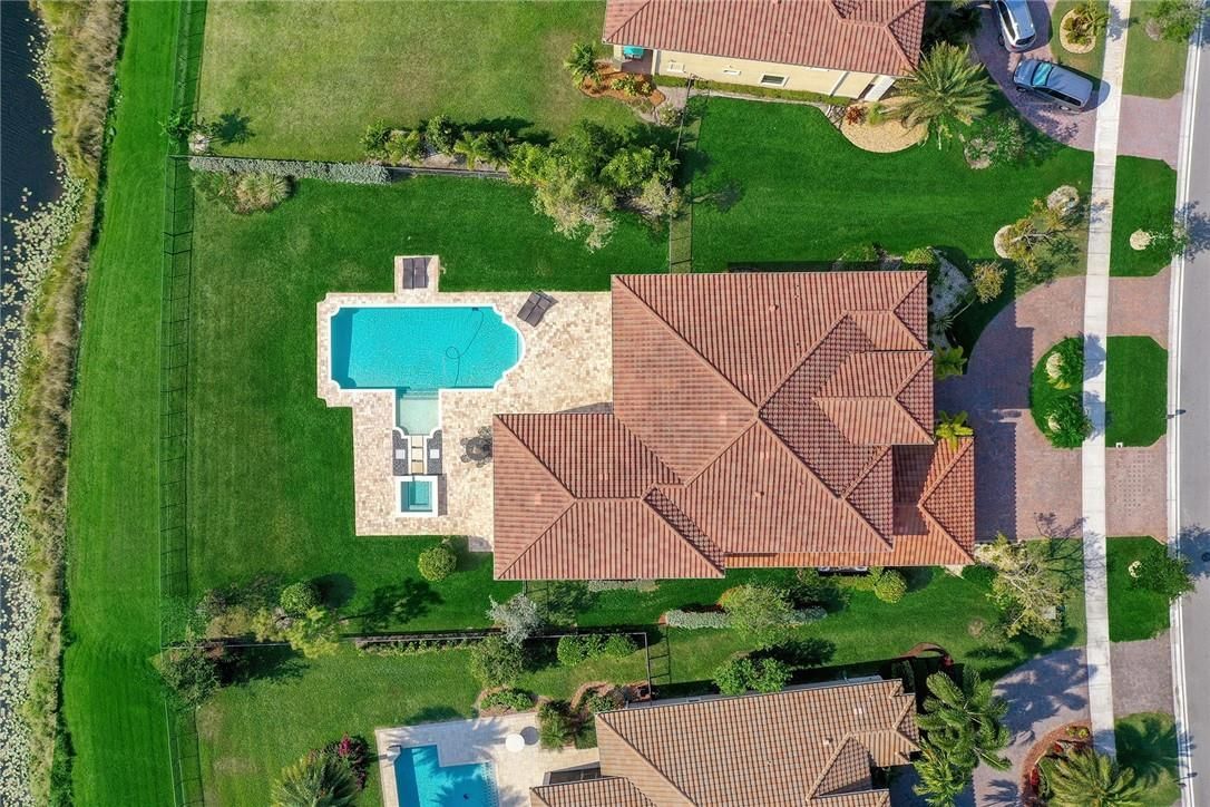 Mansión en Miami, Estados Unidos, 450 m² - imagen 2